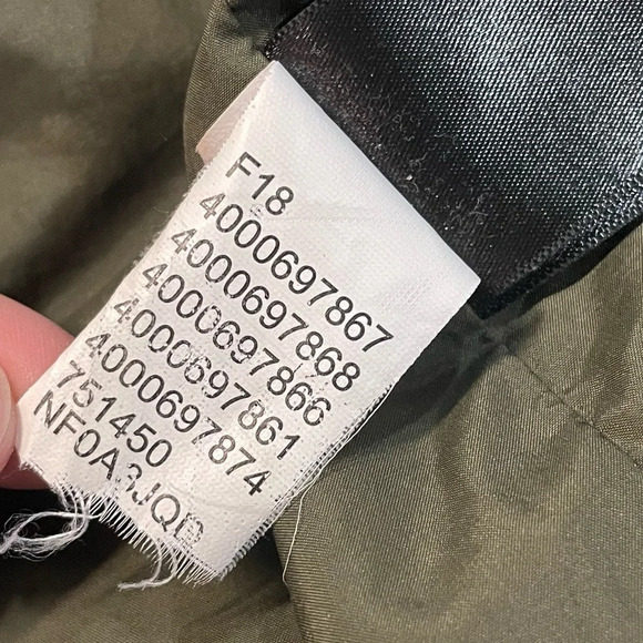 The North Face Hey Mama Parkina Coat Water Repellent 550 Filled Olive Color XS - Picture 11 of 16